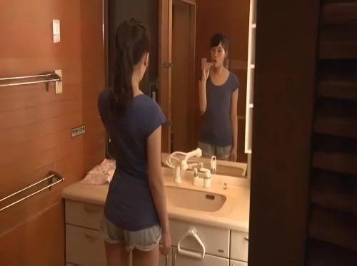 สาวห้องข้างๆไม่ชอบใส่เสื้อชั้นใน